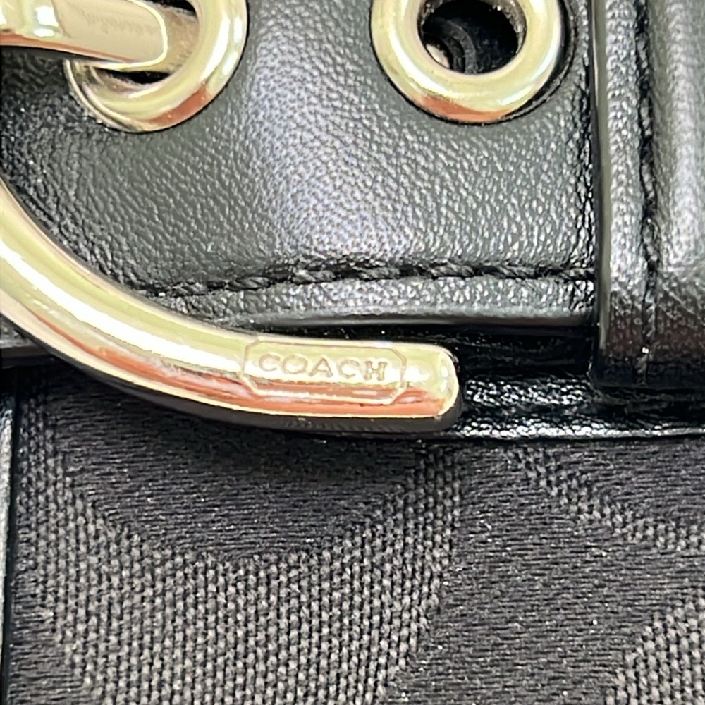 COPY - Vintage Coach Black Wallet with Silver Buckle - Picture 14 of 16